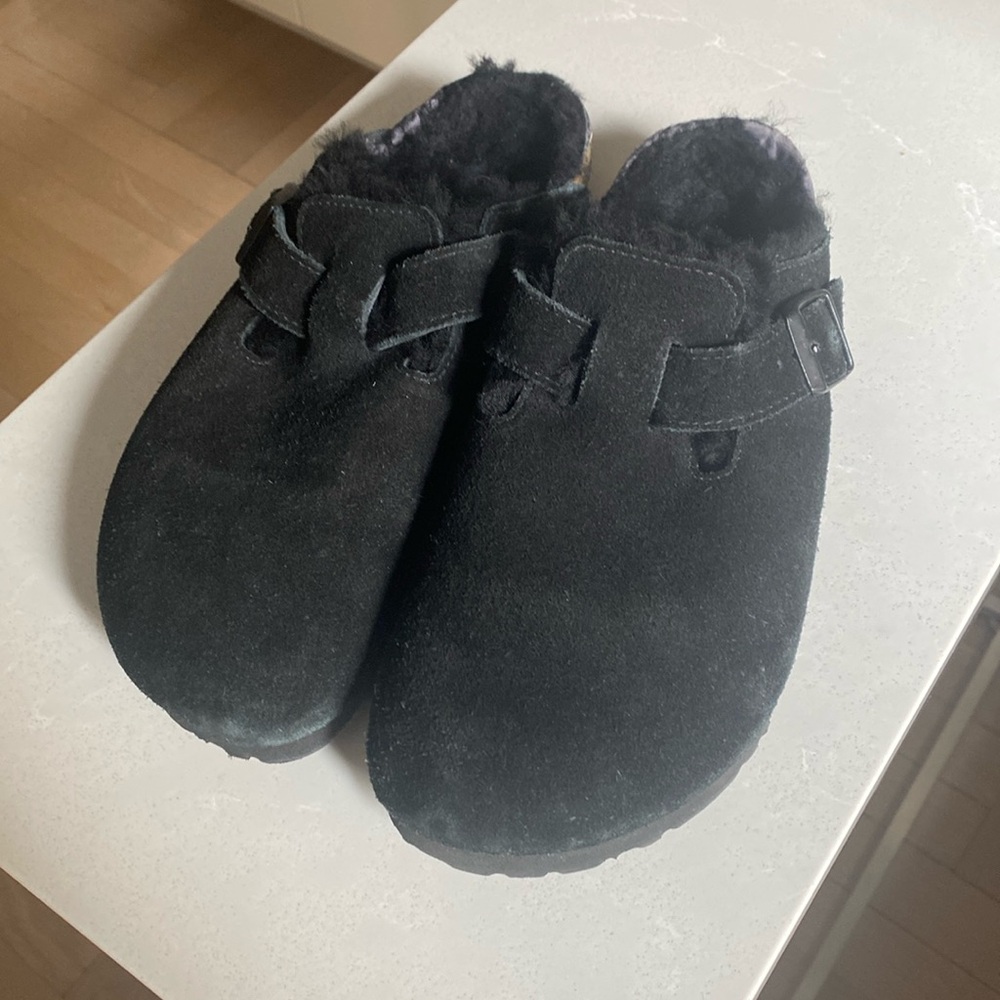 Birkenstock Boston Black Suede Shearling Lined Size 40